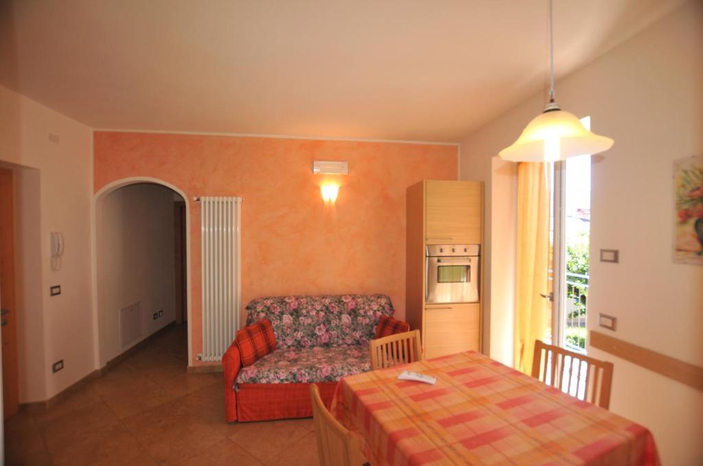 Agritur Le Pergolette Villa Tassullo Exteriör bild
