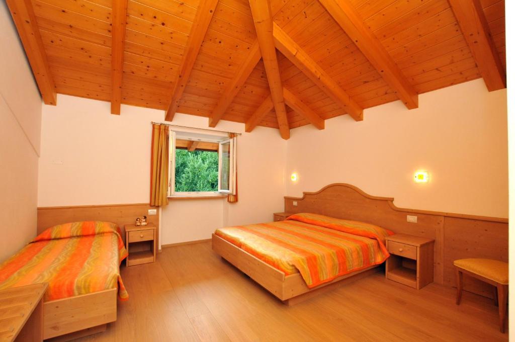Agritur Le Pergolette Villa Tassullo Rum bild